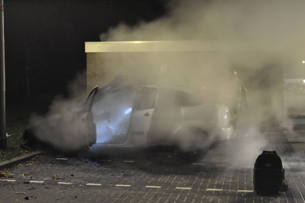 Auto brandt uit na starten