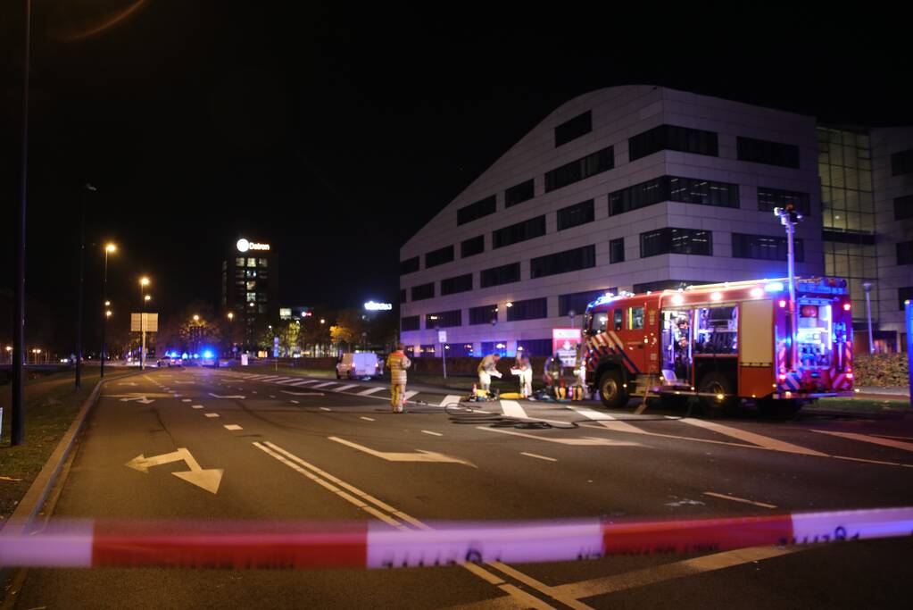 Twee mannen aangehouden met witte bestelbus met vaten
