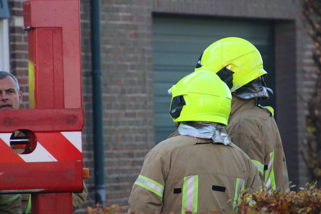 Hardnekkige schoorsteenbrand moeilijk te blussen
