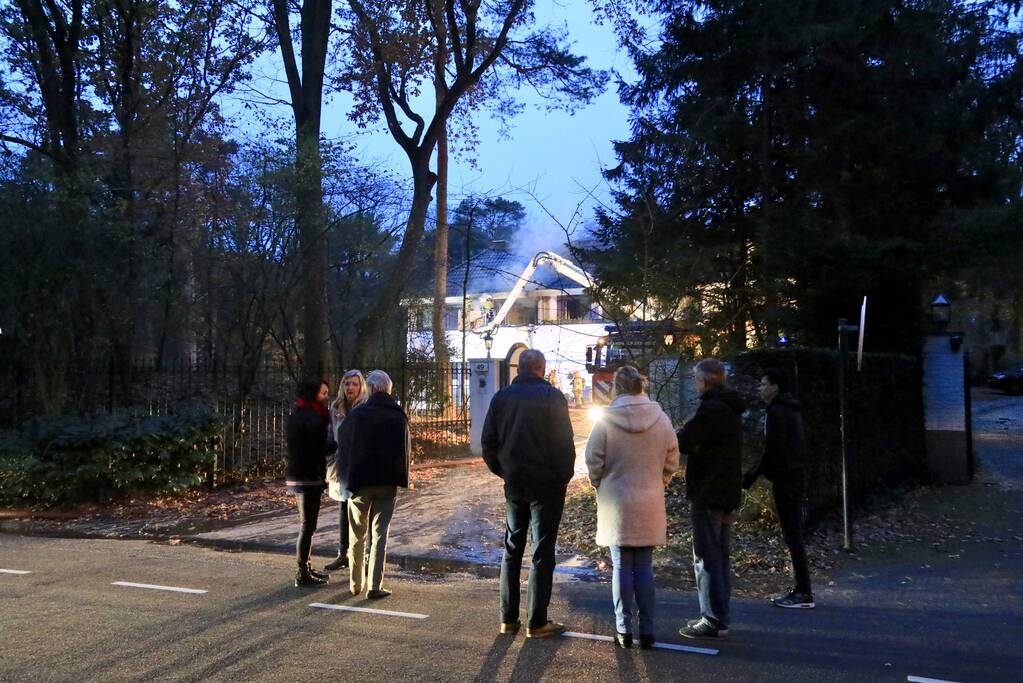 Grote schade bij brand in villa