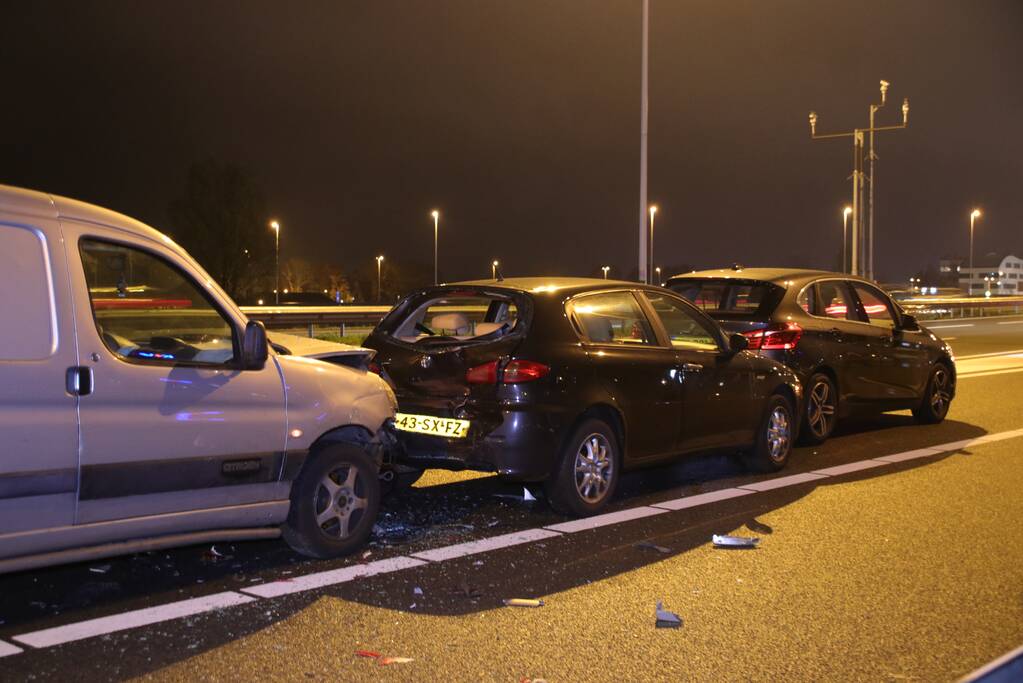 Kettingbotsing op afrit