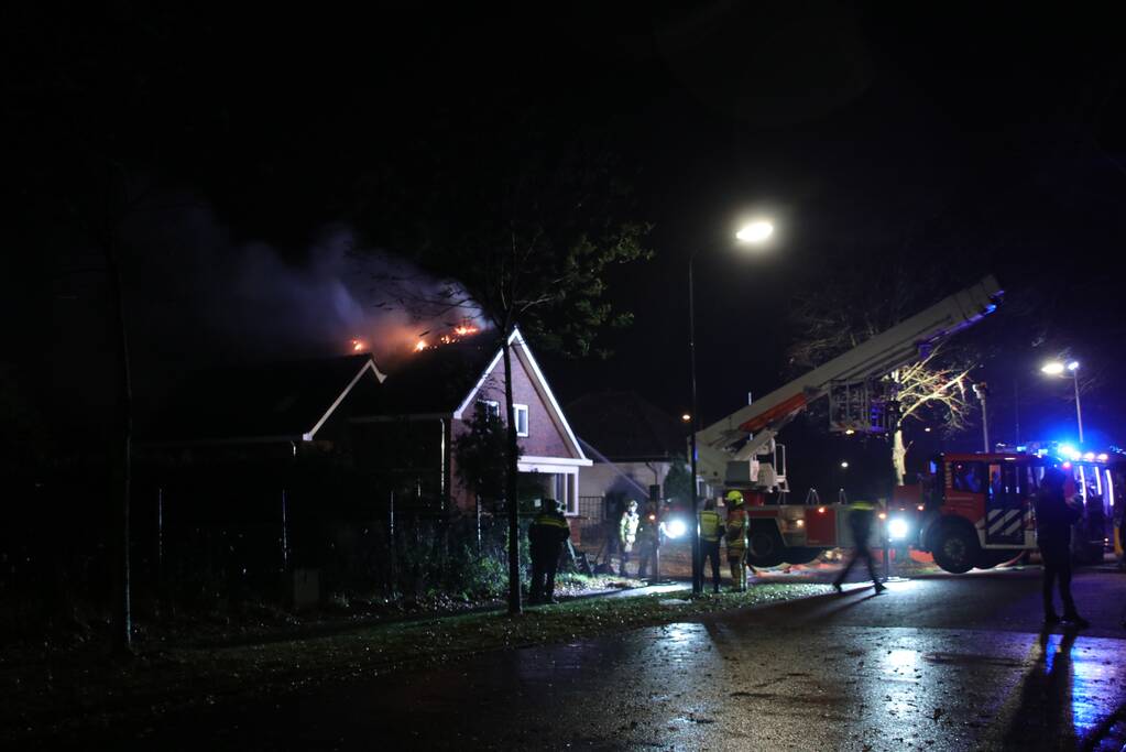 Uitslaande brand in nieuwe leegstaande woning