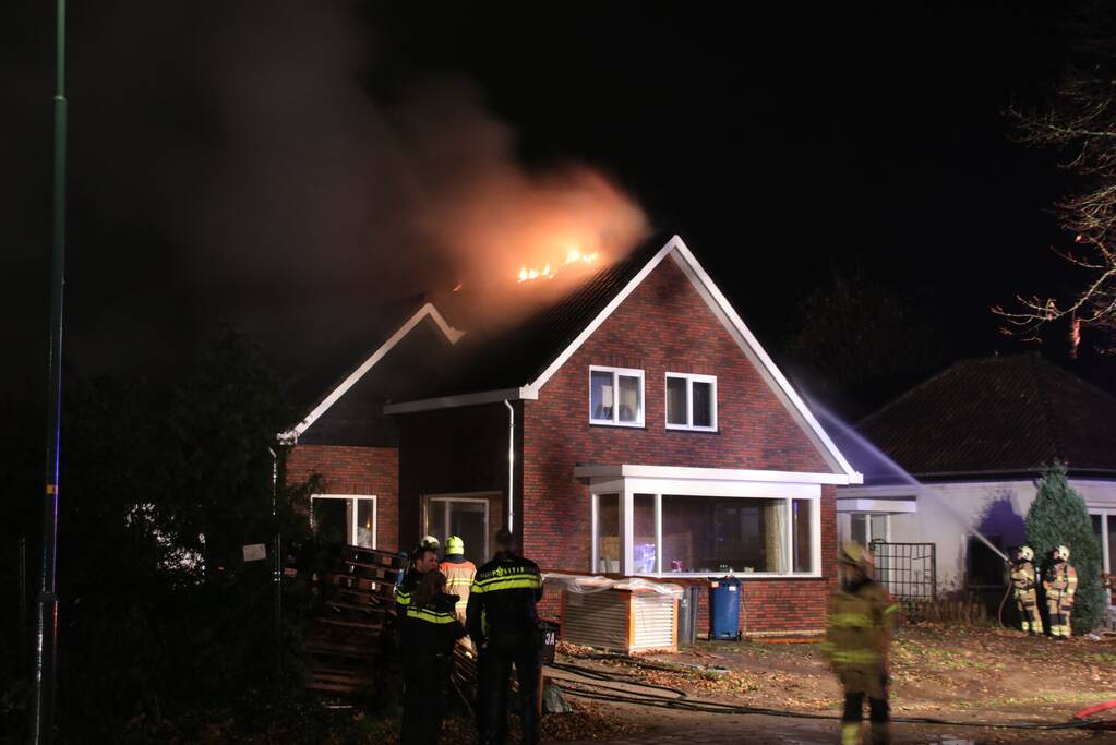 Uitslaande brand in nieuwe leegstaande woning