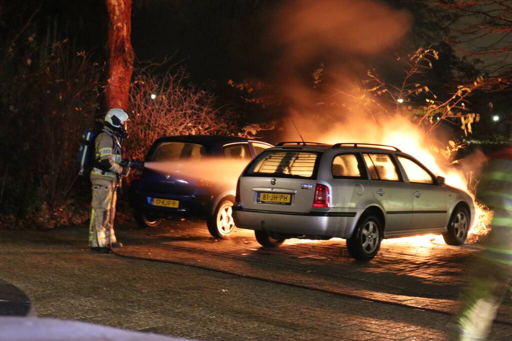 Meerdere auto's in brand in Nieuwegein