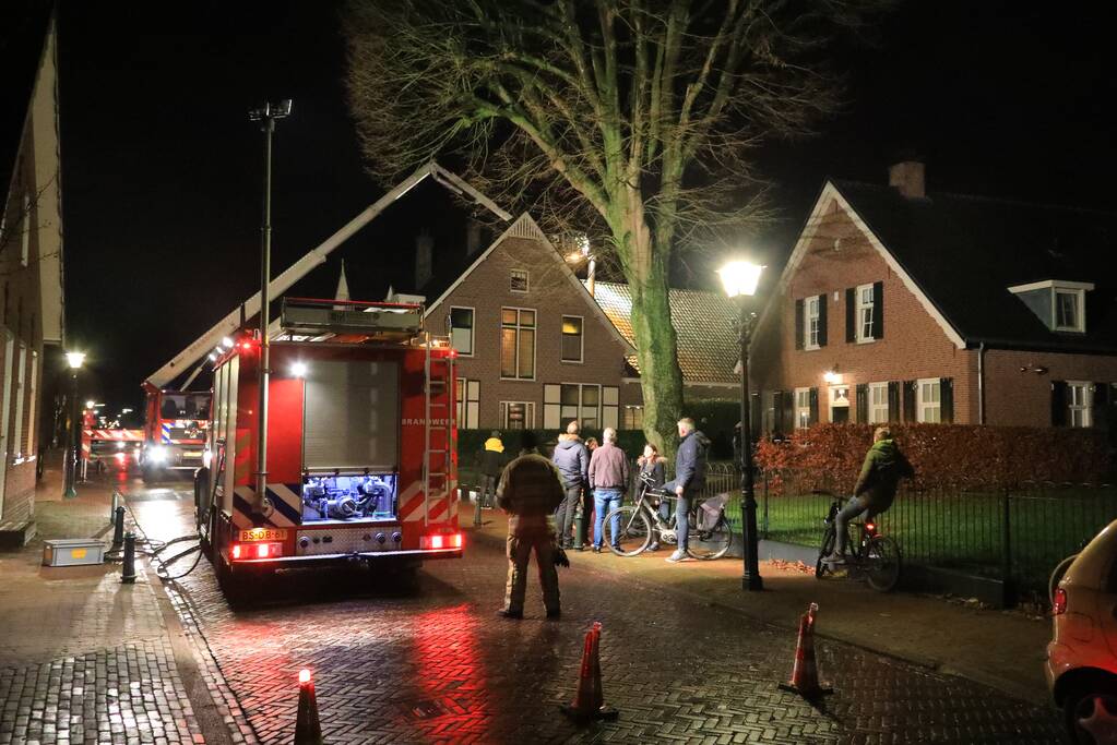 Veel bekijks bij schoorsteenbrand