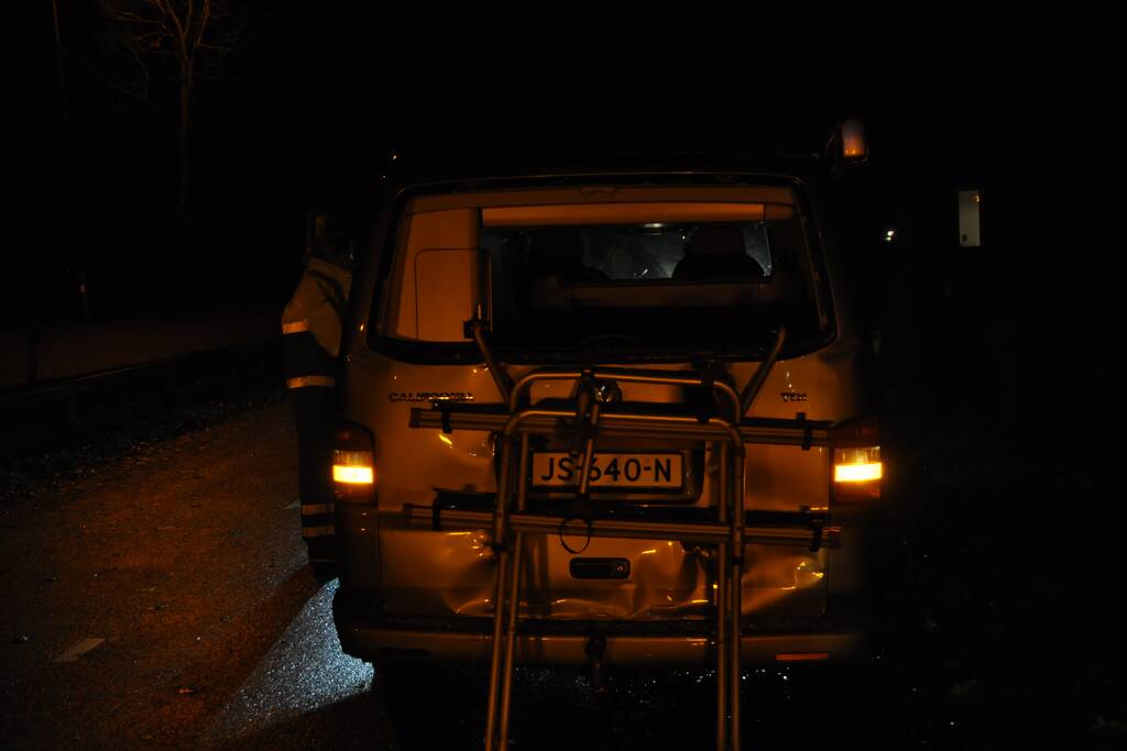 Aanrijding tussen personenbus en stadsbus
