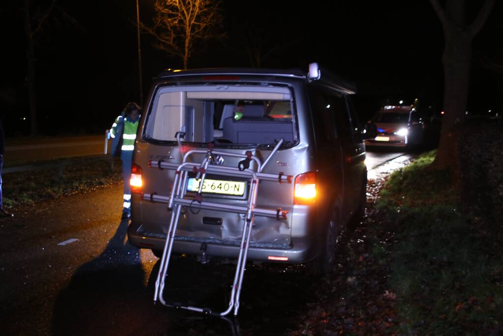 Aanrijding tussen personenbus en stadsbus