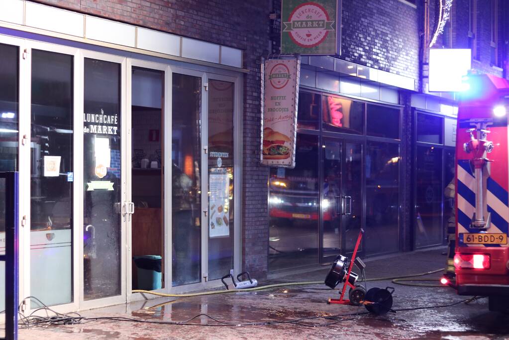 Brand in lunch cafÃ©