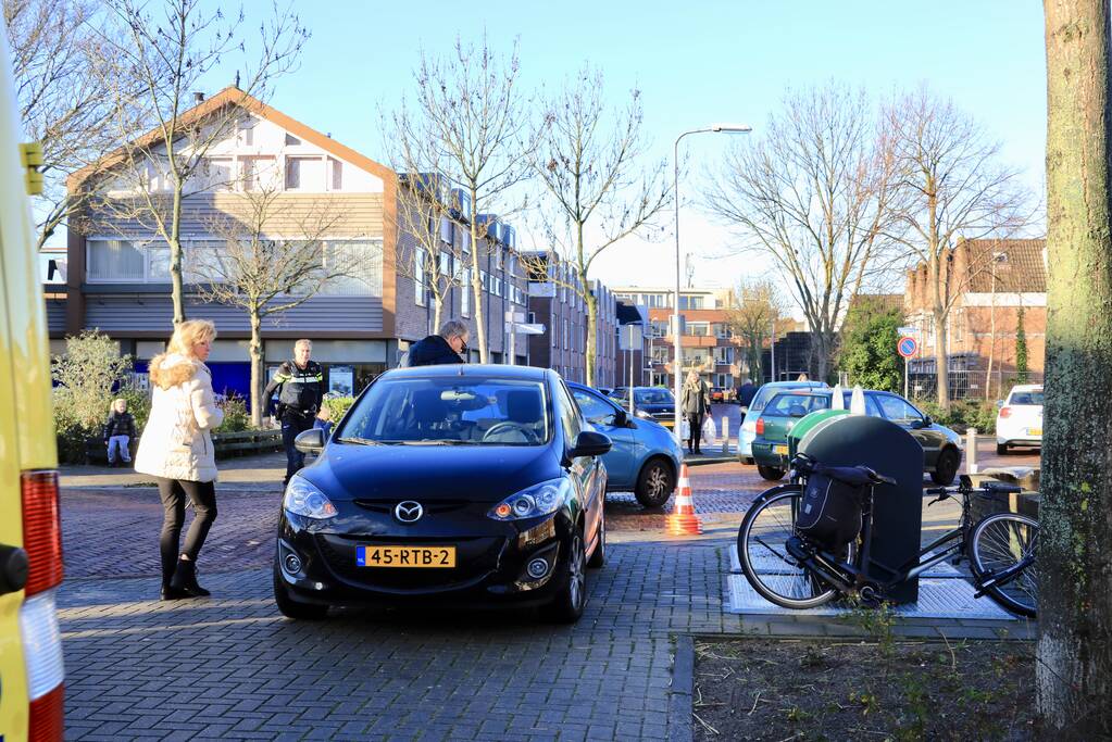Fiets door midden na aanrijding