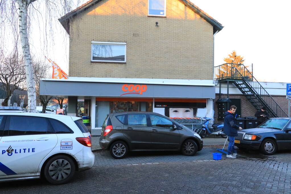 Scooterrijder gaat onderuit en raakt gewond