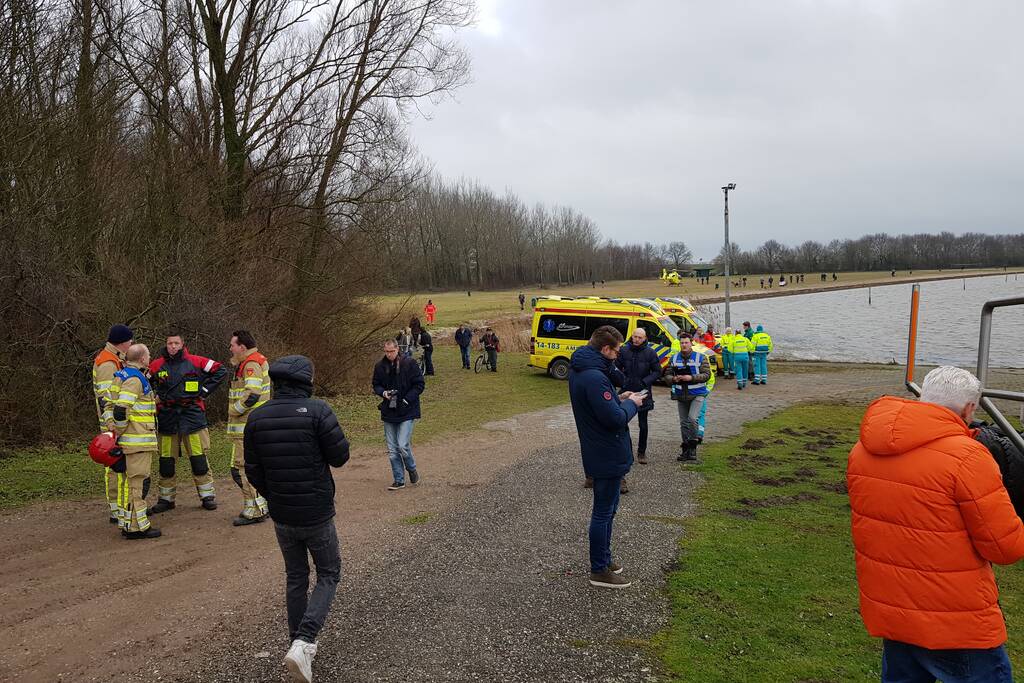 Hulpdiensten zoeken massaal naar slachtoffers luchtvaartongeval