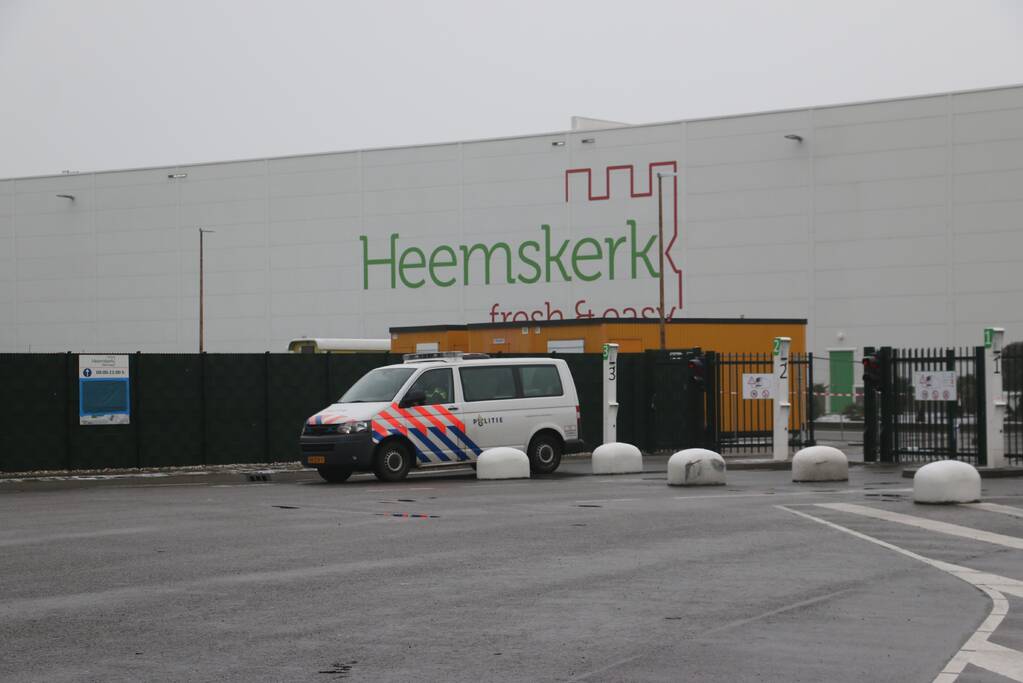 Persoon bekneld onder stelling