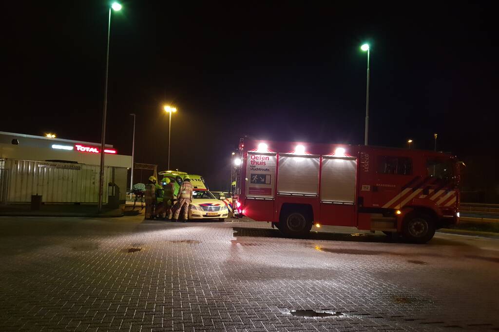 Ambulance vliegt in brand tijdens spoedrit