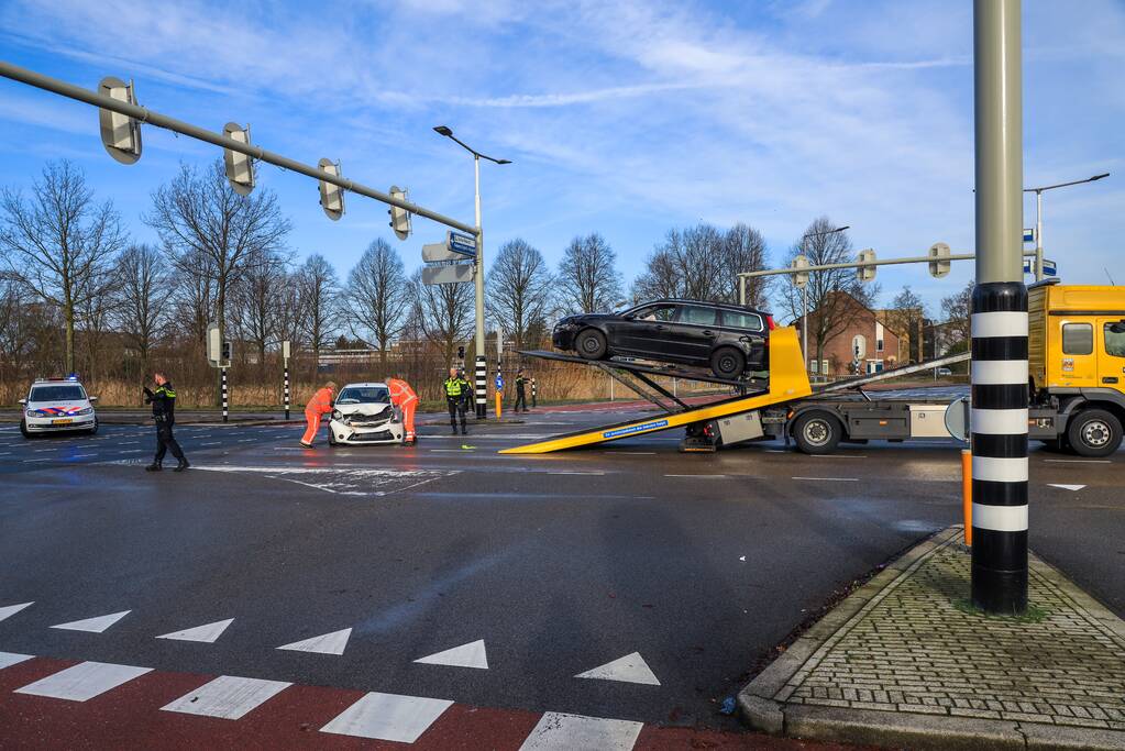 Flinke schade bij ongeval op kruising (Amersfoort)