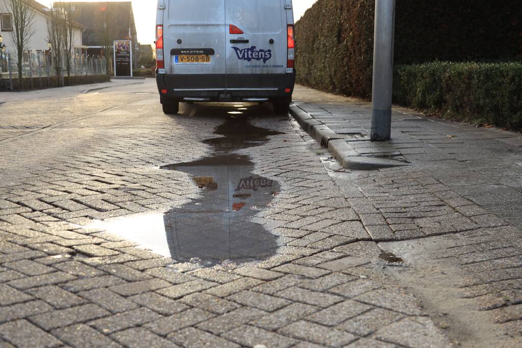 Huishoudens zonder water na lekkage (Hooglanderveen)