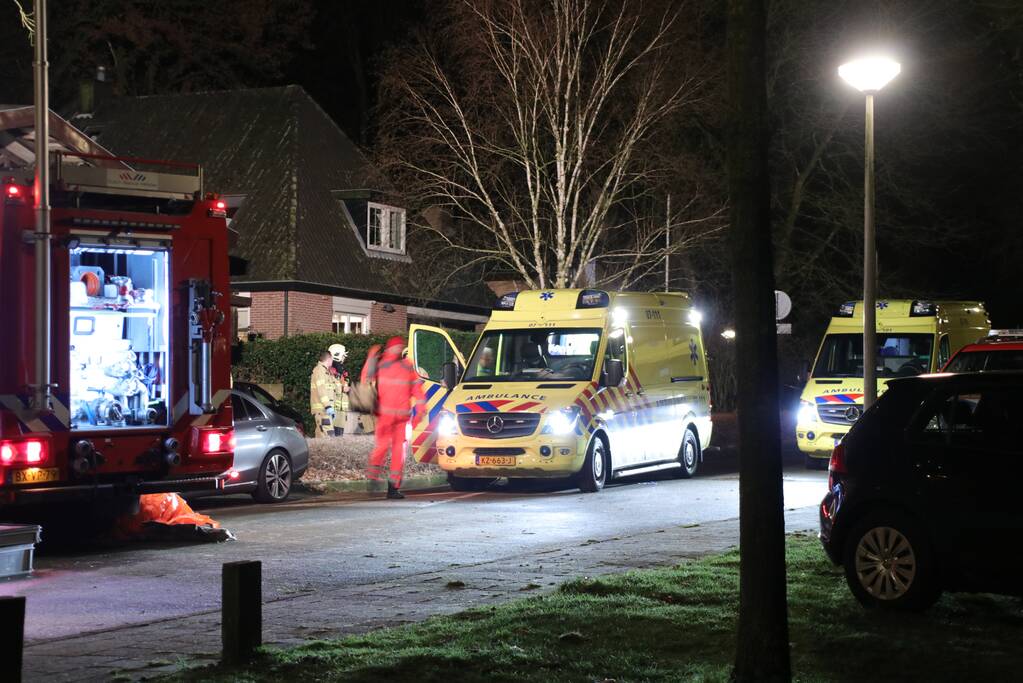 Persoon zwaargewond tijdens werkzaamheden achter woning (Wageningen)