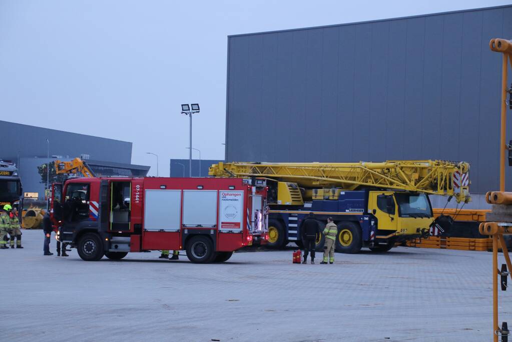 Telescoopkraan vat vlam (Barneveld)