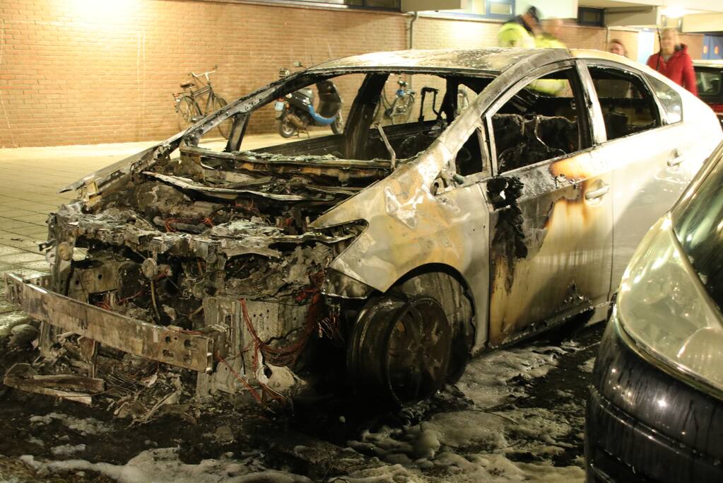 Auto verwoest door brand (Veenendaal)