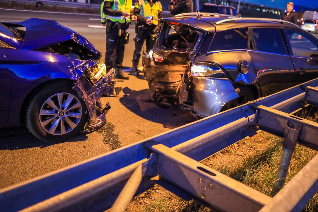 Veel schade bij kop-staart aanrijding (Amersfoort)