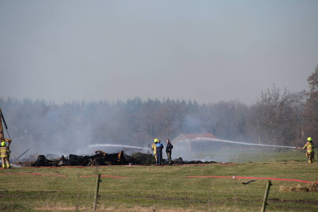 Veel rook bij brand in berg afval (Scherpenzeel)