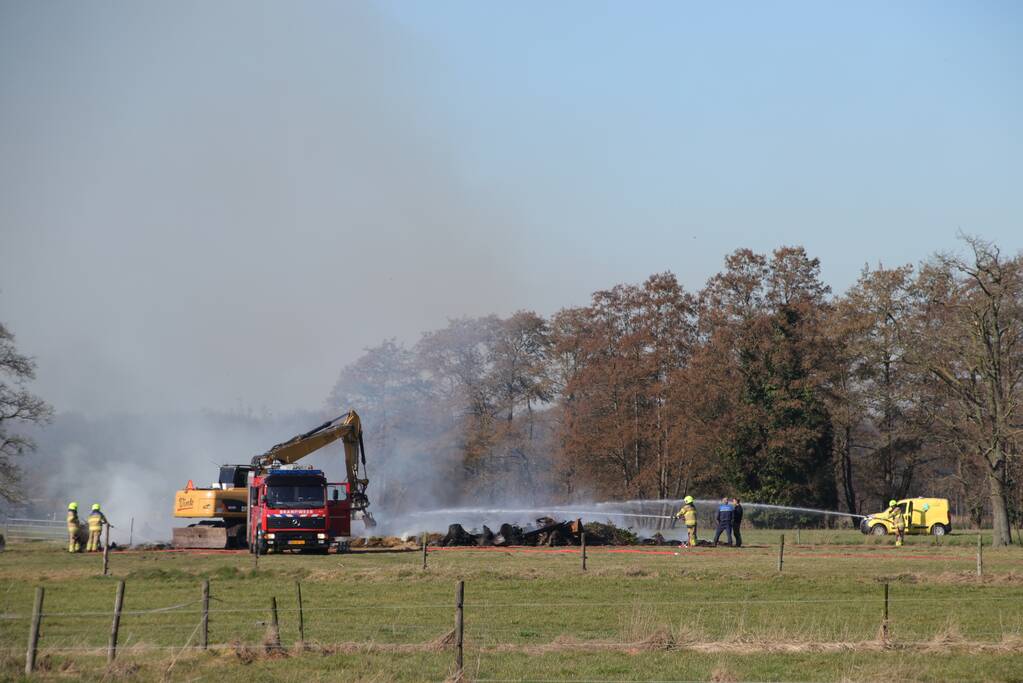 Veel rook bij brand in berg afval (Scherpenzeel)