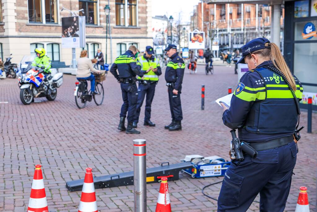 Grote brommer- en scootercontrole (Hilversum)