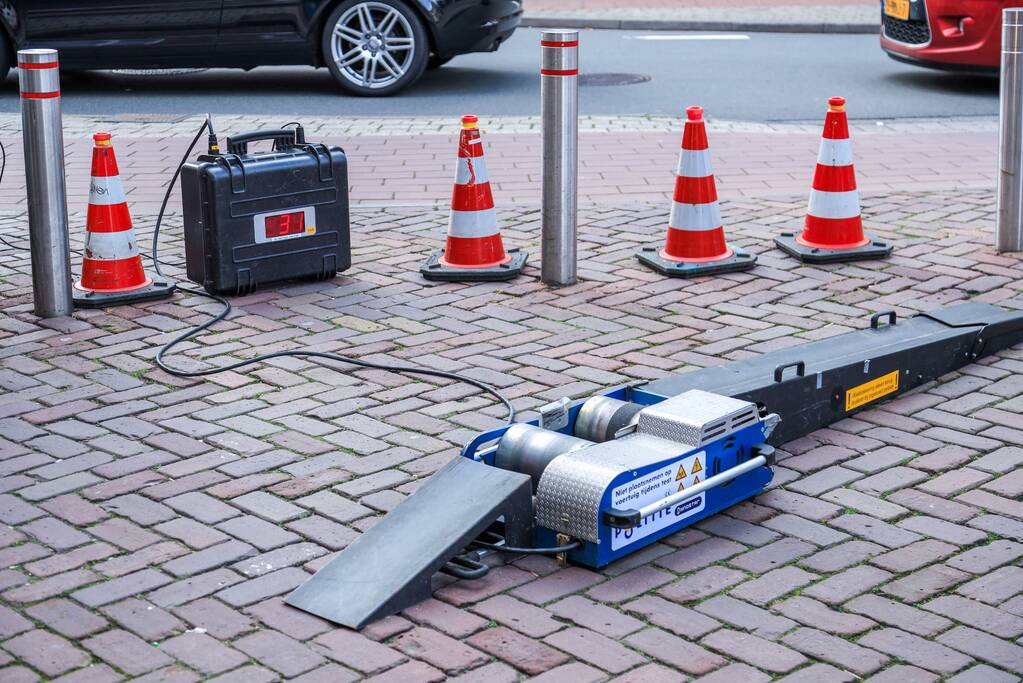 Grote brommer- en scootercontrole (Hilversum)