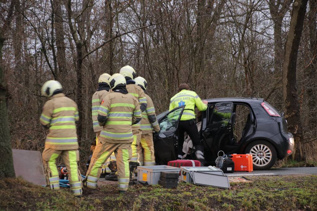 Persoon bekneld bij eenzijdig ongeval (Woudenberg)