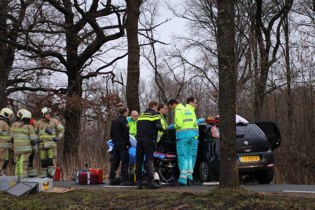 Persoon bekneld bij eenzijdig ongeval (Woudenberg)