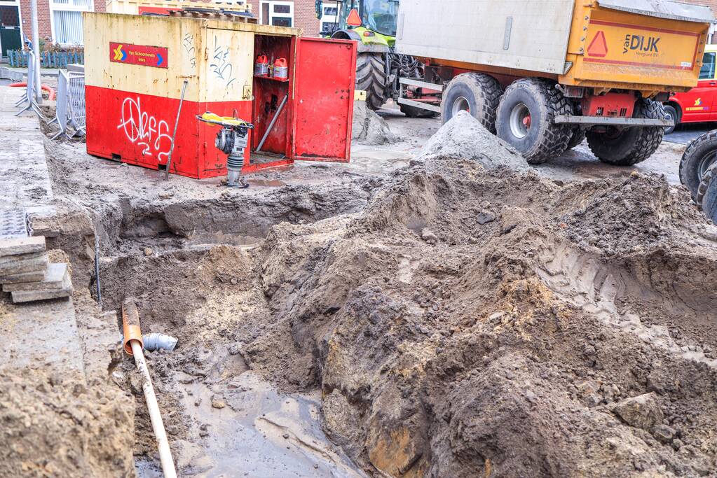 Hoofdwaterleiding geraakt bij graafwerkzaamheden (Amersfoort)