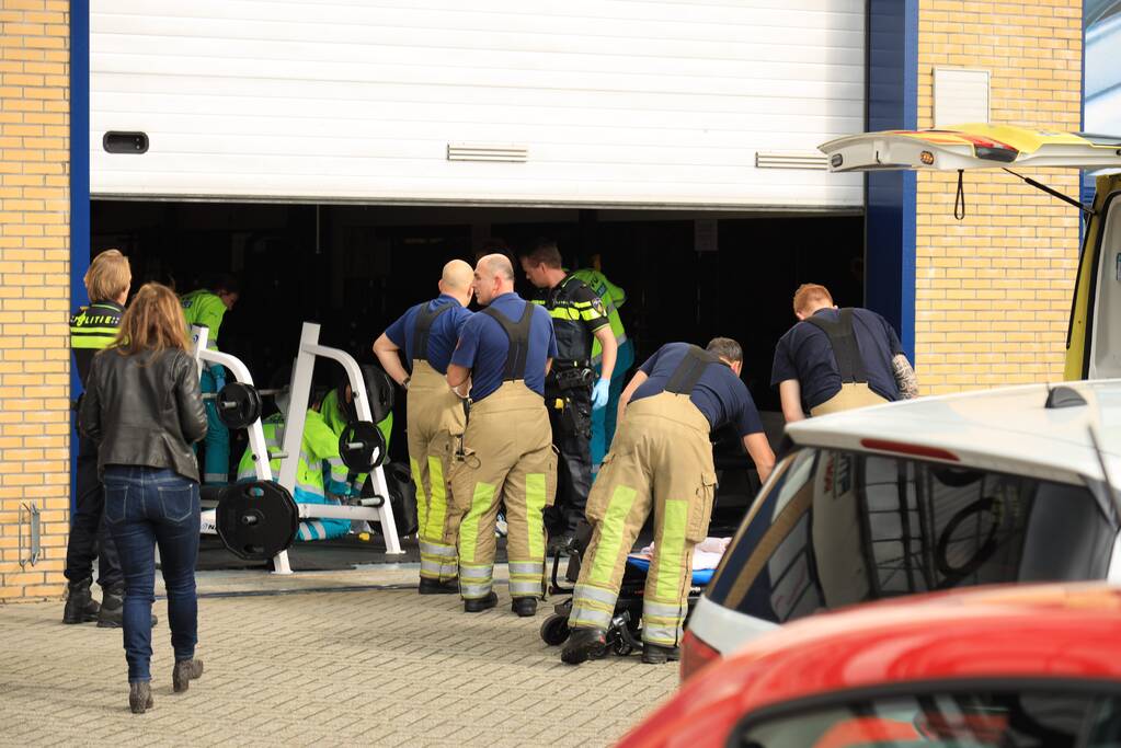 Persoon gewond in sportschool