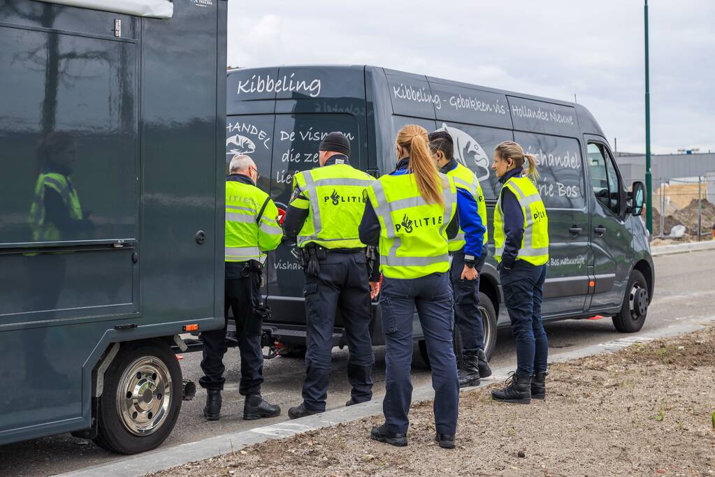 Verkeerscontrole combinatie-voertuigen