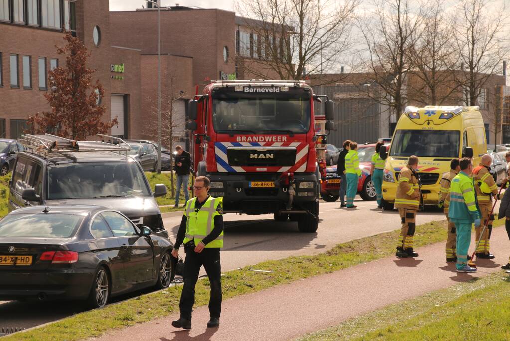 Vier voertuigen berokken bij aanrijding