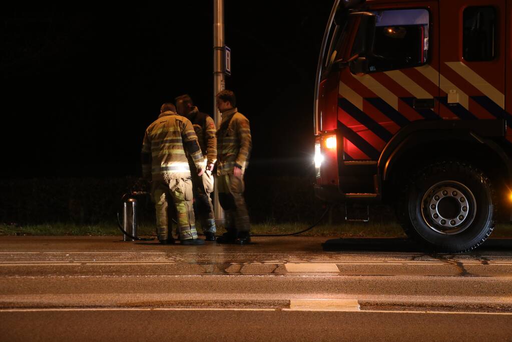 Onbekende vloeistof zorgt voor schoonmaakbeurt, N224
