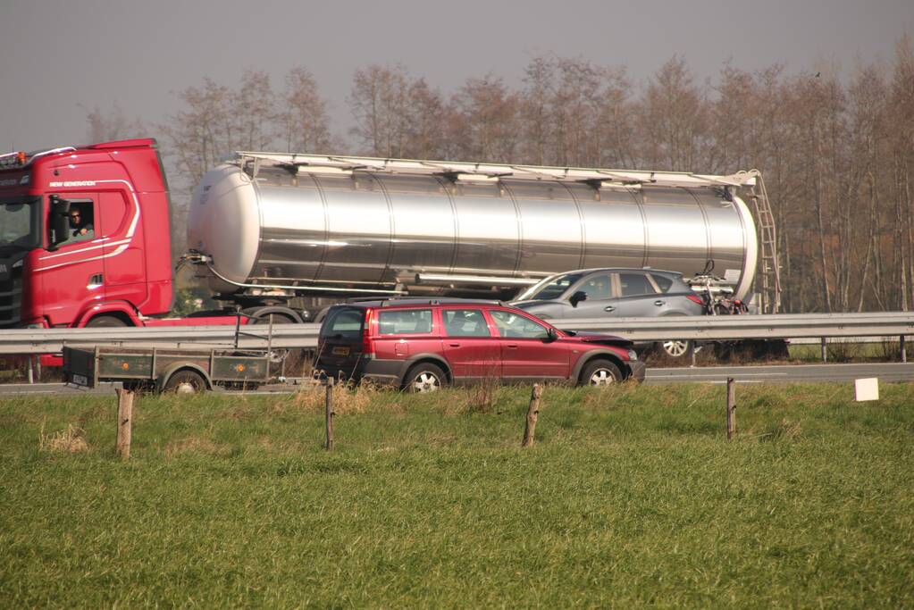 Flinke file door kopstaartbotsing, A1