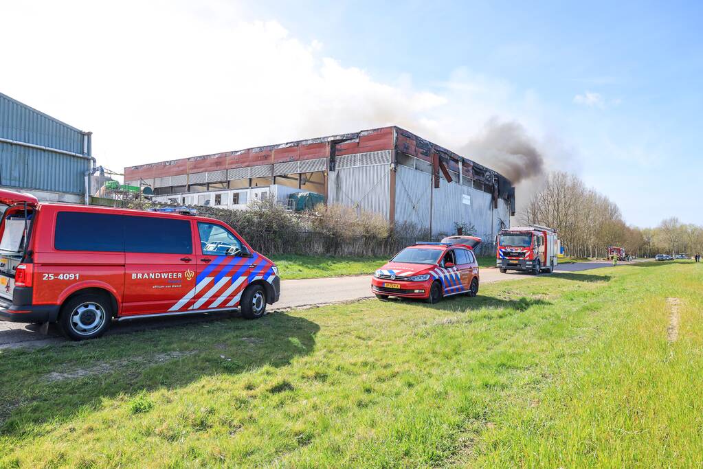 Grote brand recyclingbedrijf De Vijfhoek - Cirwinn