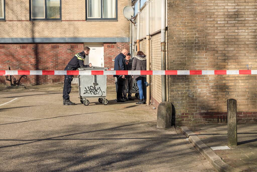 Onderzoek na poging brandstichting supermarkt, Operaplein