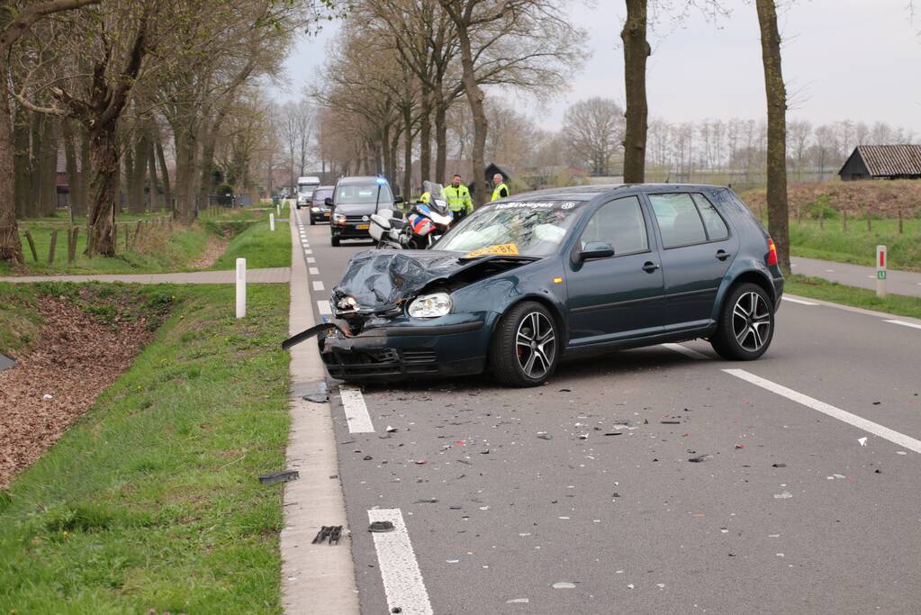 Ravage bij kop-staart aanrijding