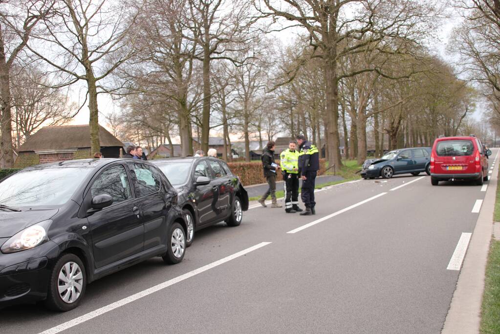 Ravage bij kop-staart aanrijding