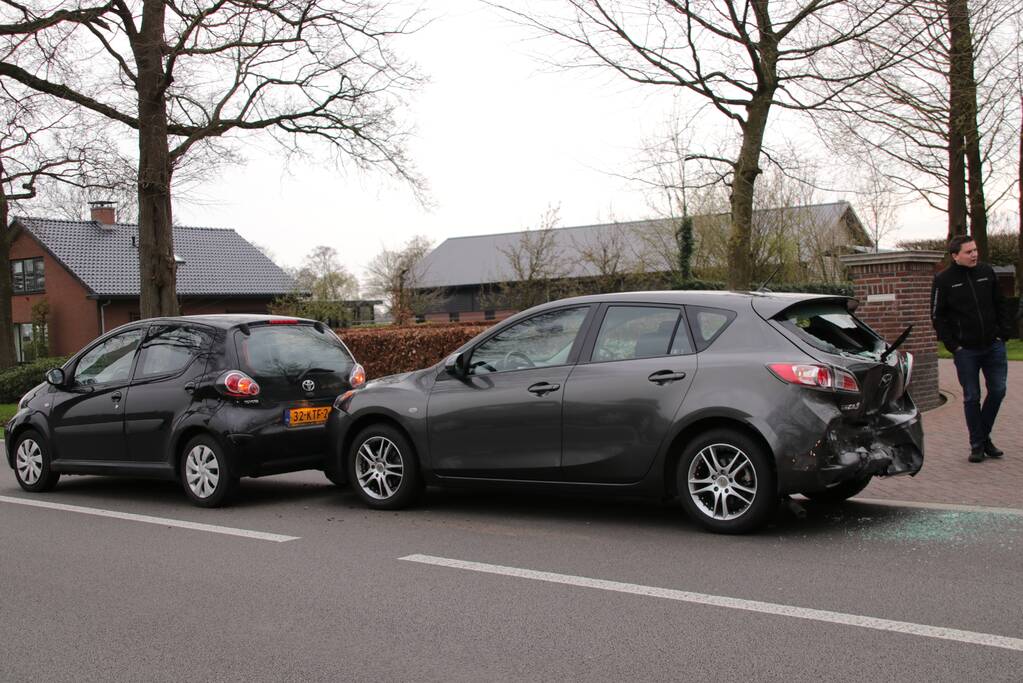 Ravage bij kop-staart aanrijding