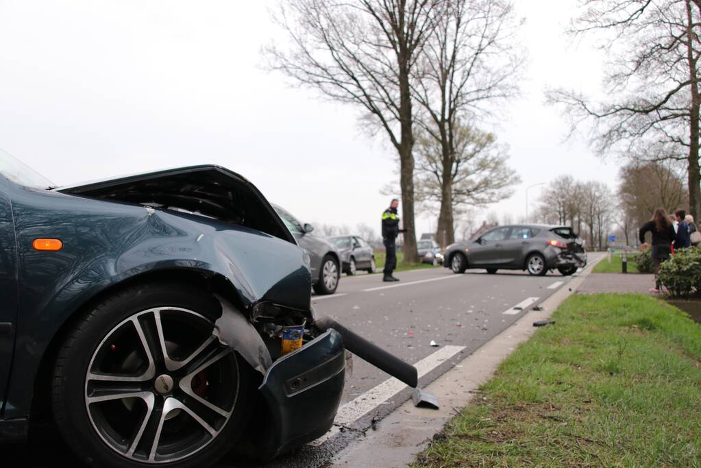 Ravage bij kop-staart aanrijding