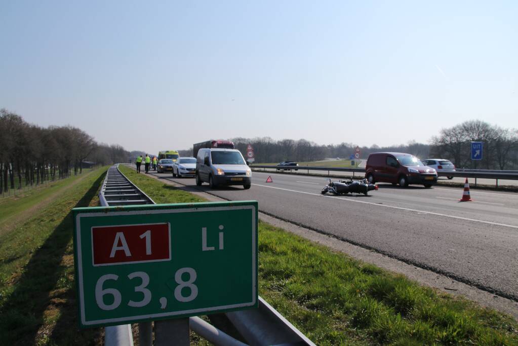 Motorrijder gewond en flinke file