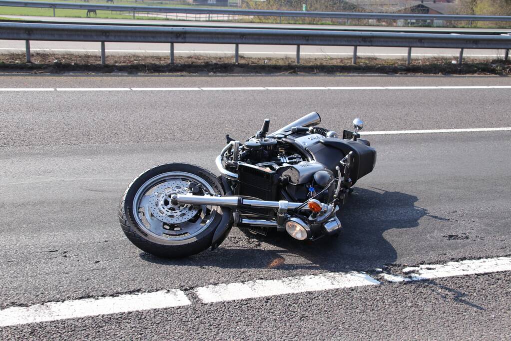 Motorrijder gewond en flinke file