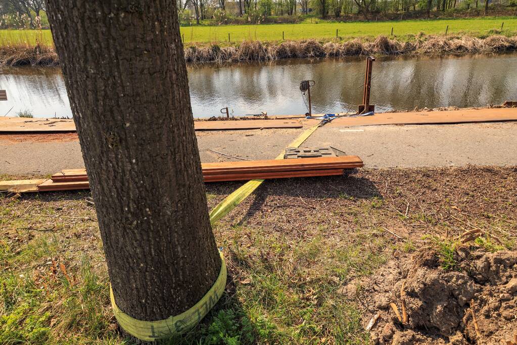 Fietspad afgesloten door instortingsgevaar