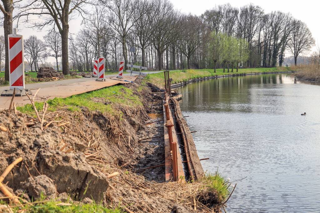 Fietspad afgesloten door instortingsgevaar