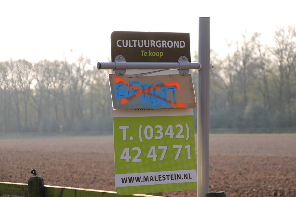 Protest vanwege gifteelt in natuurgebied