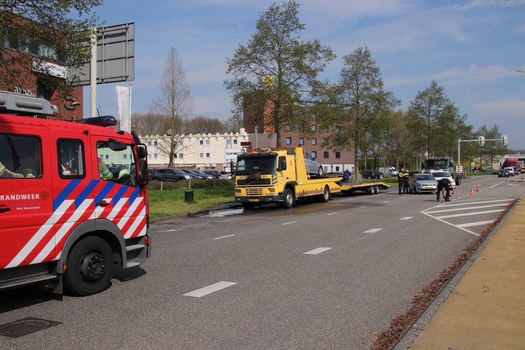 Bergingsvoertuig vat vlam