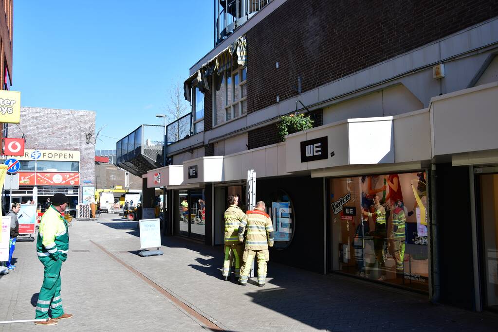 Poes ontkomt aan reddingspoging brandweer
