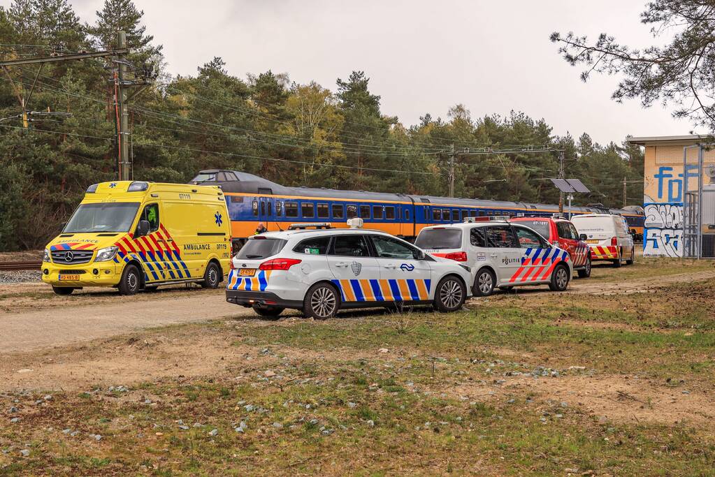 Geen treinverkeer door aanrijding persoon