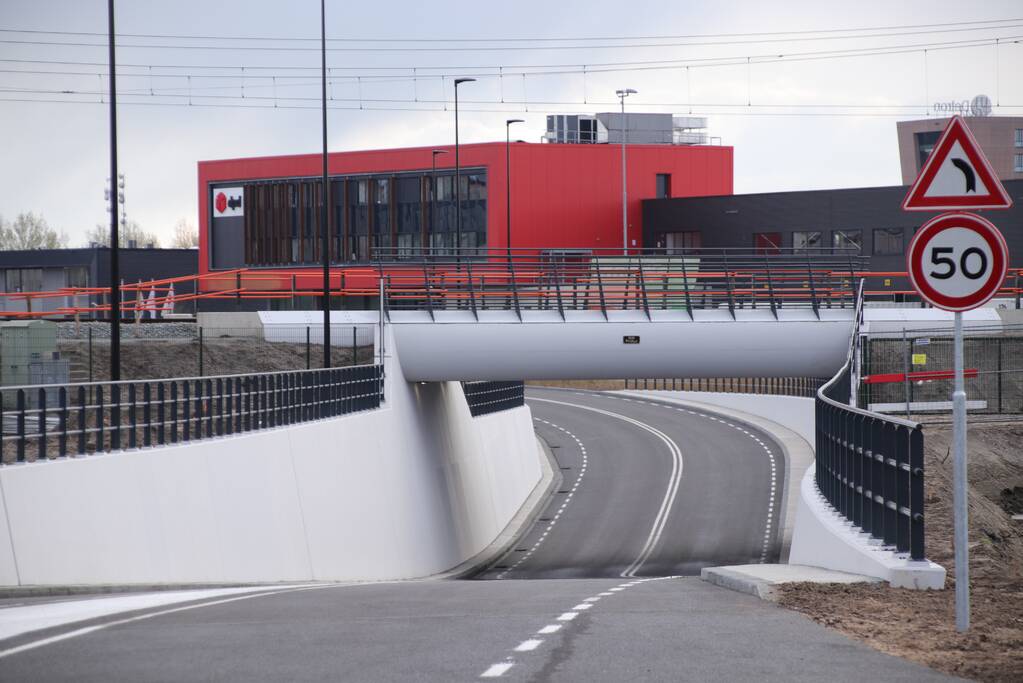 Autotunnel Voorpoort geopend voor gemotoriseerd verkeer